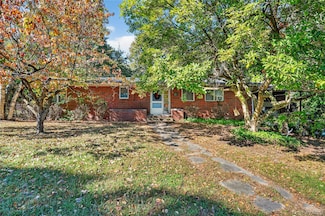 25 Russell Rd, Newburgh, NY 12550