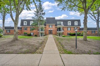 1900 King James Pkwy Unit 204, Westlake, OH 44145
