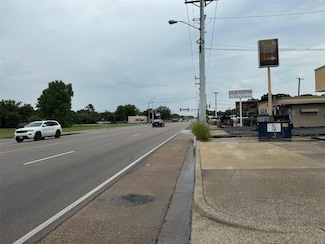 4308 E Belknap St, Haltom City, TX 76117