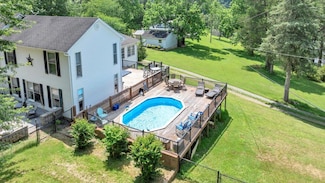 1014 Tall Tree Rd, Wirtz, VA 24184