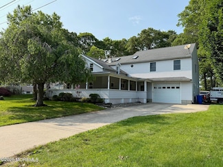 57 Garden Ave, Island Heights, NJ 08732