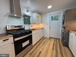 323 D St, Millville, NJ 08332