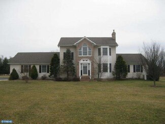 2923 Bedminster Rd, Perkasie, PA 18944