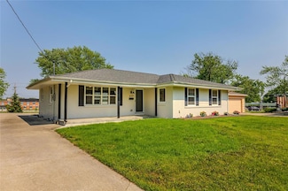 609 17th St, West Des Moines, IA 50265
