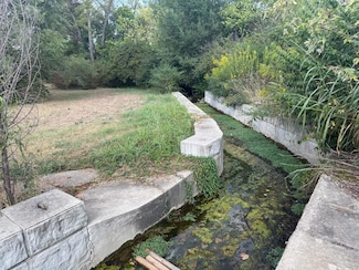 1218 W Main St, West Plains, MO 65775