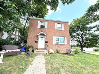 325 E Englewood Ave Unit 2, New Castle, PA 16105