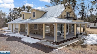 7436 Ely Lake Dr, Eveleth, MN 55734