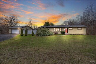 9329 Oswego Rd, Phoenix, NY 13135