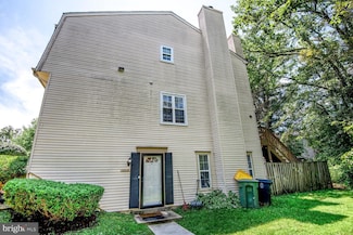 7216 Lost Spring Ct, Lanham, MD 20706