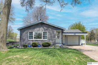 9136 Pauline St, Omaha, NE 68124