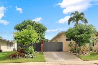 15730 SW 103rd Ave Unit 1, Miami, FL 33157