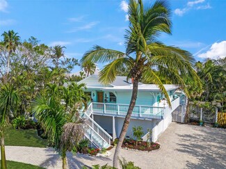 3445 Anglin Dr, Sarasota, FL 34242