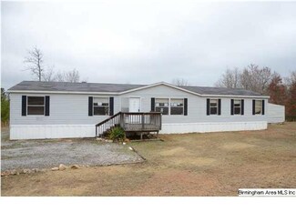 643 Deer Field Rd, Pell City, AL 35125