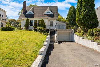 217 Ross Park, Syracuse, NY 13208