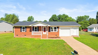 138 Glassy Dr, Inman, SC 29349