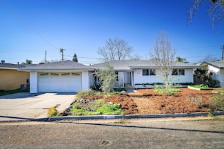 200 N Autumn Rd, Madera, CA 93637