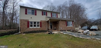 55 Papermill Rd, Elkton, MD 21921