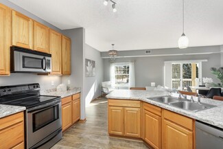4824 E 53rd St Unit 215, Minneapolis, MN 55417