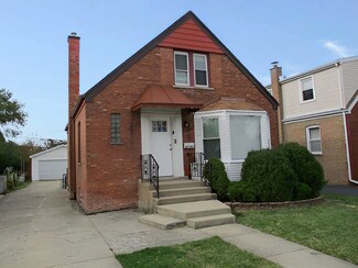 8744 S Mozart Ave, Evergreen Park, IL 60805