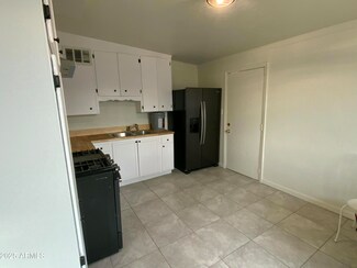 3748 W Mobile Ln Unit 6, Phoenix, AZ 85041