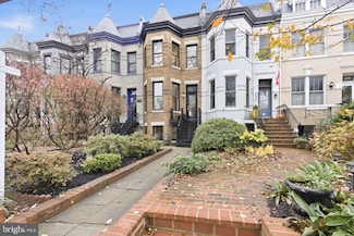 1319 E Capitol St SE, Washington, DC 20003