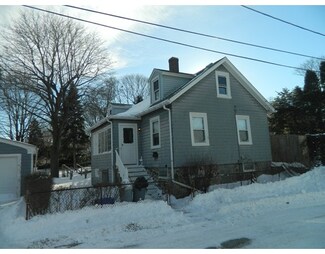 7 Burke St, Peabody, MA 01960