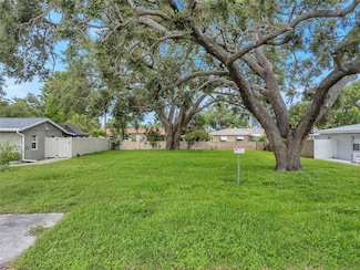 5922 50th Ave N, Kenneth City, FL 33709