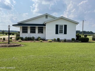 1953 Chinquapin Chapel Rd, Trenton, NC 28585