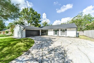 8102 Hillcroft St, Houston, TX 77081