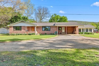 401 NE Division St, Red Oak, OK 74563