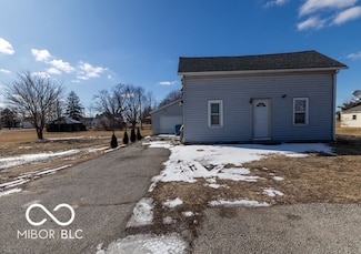 306 N Washington St, Boswell, IN 47921