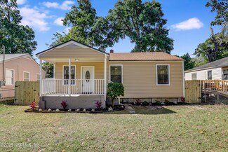 5246 Sunderland Rd, Jacksonville, FL 32210