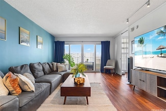 927 Prospect St Unit 604, Honolulu, HI 96822