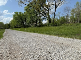 330 Misty Ln, Versailles, KY 40383