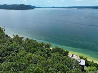 1032 Nunis Dr, Heber Springs, AR 72543