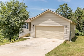 297 Kelsi Ln, Branson, MO 65616