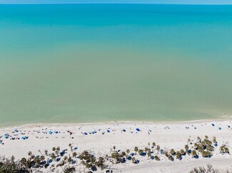 1 Bluebill Ave Unit 511, Naples, FL 34108