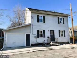 115 W 11th St, Tyrone, PA 16686