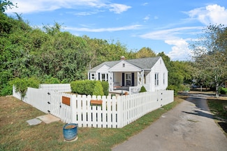 2524 Woodfin Ave, Chattanooga, TN 37415