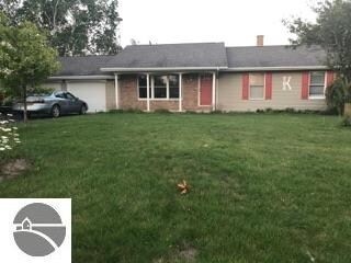 3288 N Pinegrove Rd, Edmore, MI 48829