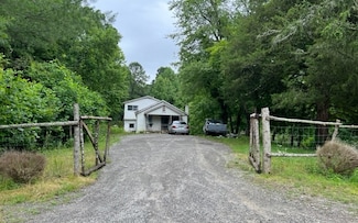 2990 Tusquittee Rd, Hayesville, NC 28904