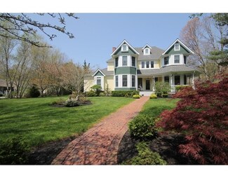 3 Eastward Ln, North Dartmouth, MA 02747
