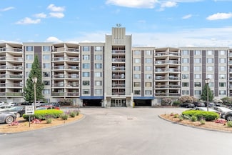1550 Worcester Rd Unit 524, Framingham, MA 01702