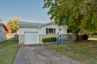 2903 E Bennett St, Springfield, MO 65804