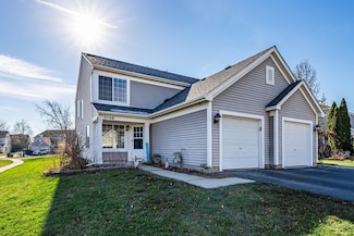 3048 Impressions Dr, Lake In the Hills, IL 60156