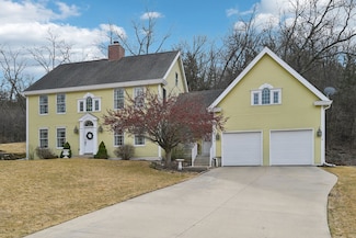 1906 Pats Place, Cross Plains, WI 53528
