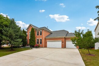 5270 Shotkoski Dr, Hoffman Estates, IL 60192