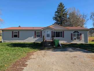 408 S Depot St, Fox Lake, WI 53933