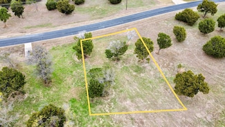 6137 Retreat Clubhouse Dr, Cleburne, TX 76033