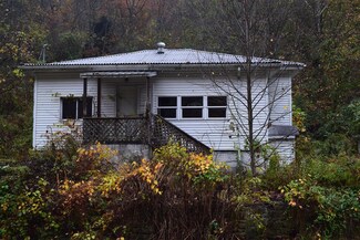 3270 Gulf Rd, Corinne, WV 25826